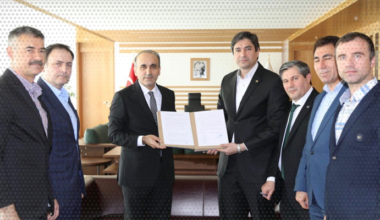 ARNAVUTKÖY BELEDİYESİNDE SDS İMZALARI ATILDI