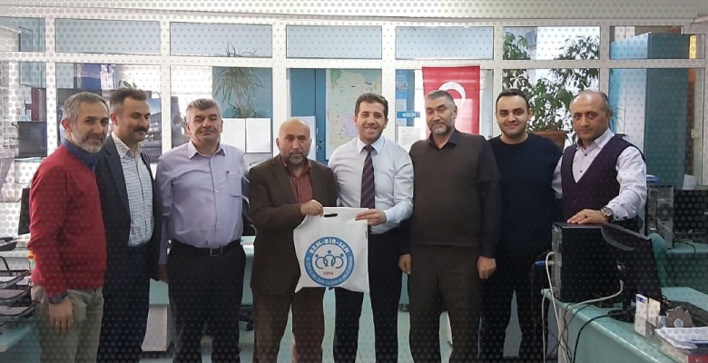 4 No’lu Şubemizden Emekliliğe Hak Kazanan Üyelerimize Helallik Ziyareti