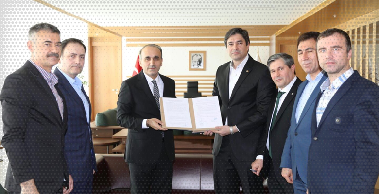 ARNAVUTKÖY BELEDİYESİNDE SDS İMZALARI ATILDI