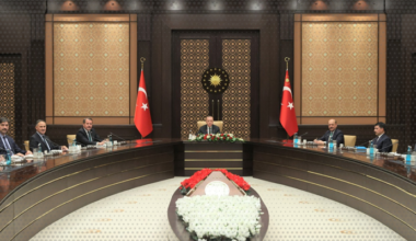 Cumhurbaşkanımız Sayın Recep Tayyip Erdoğan, Memur-Sen Heyetini Kabul Etti