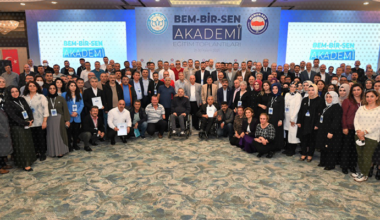 BEM-BİR-SEN AKADEMİ EĞİTİMLERİ DEVAM EDİYOR